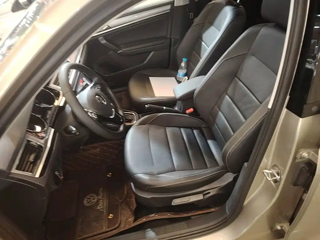 Volkswagen Bora — миниатюра 15