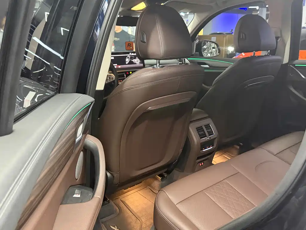 BMW X3 — миниатюра 5