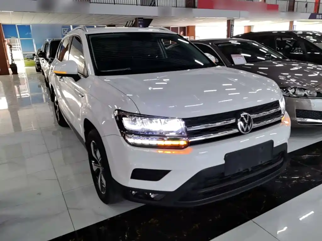 Volkswagen Tharu — миниатюра 4