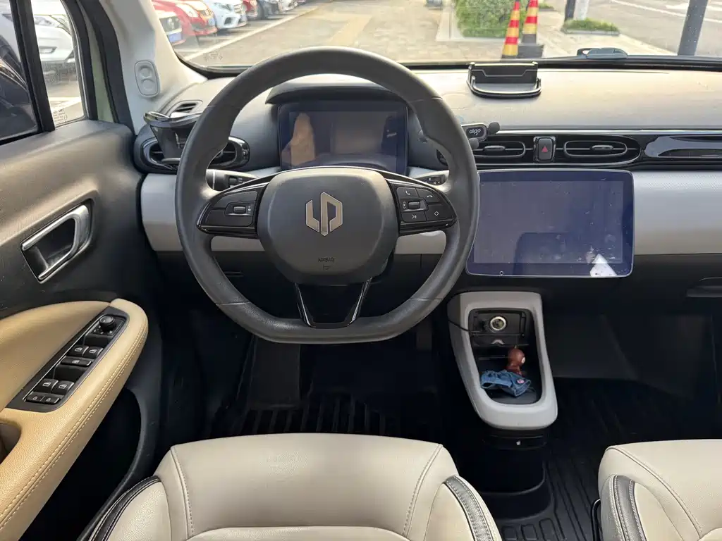 Leapmotor Leapmotor T03 — миниатюра 12