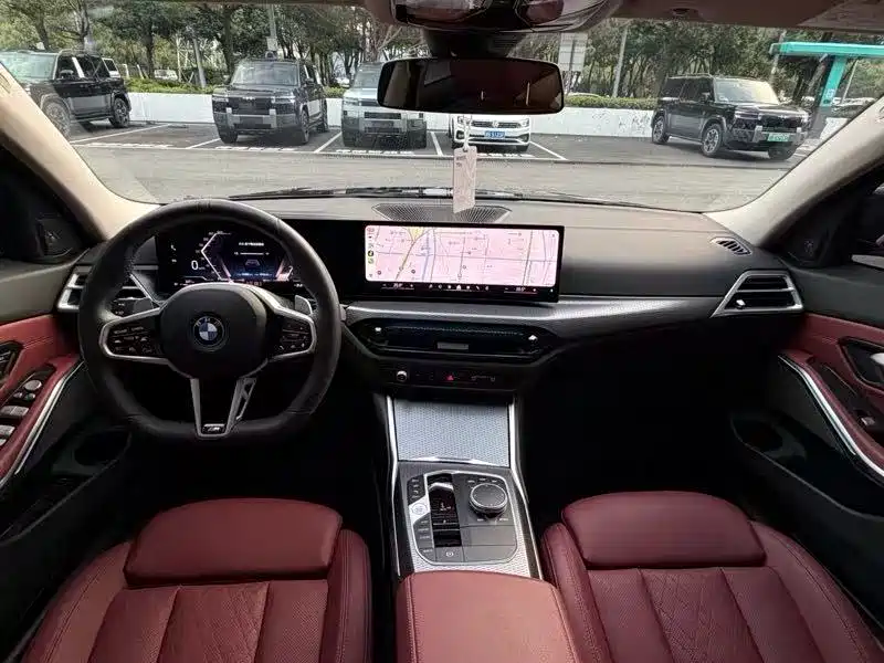 BMW 3 Series — миниатюра 5