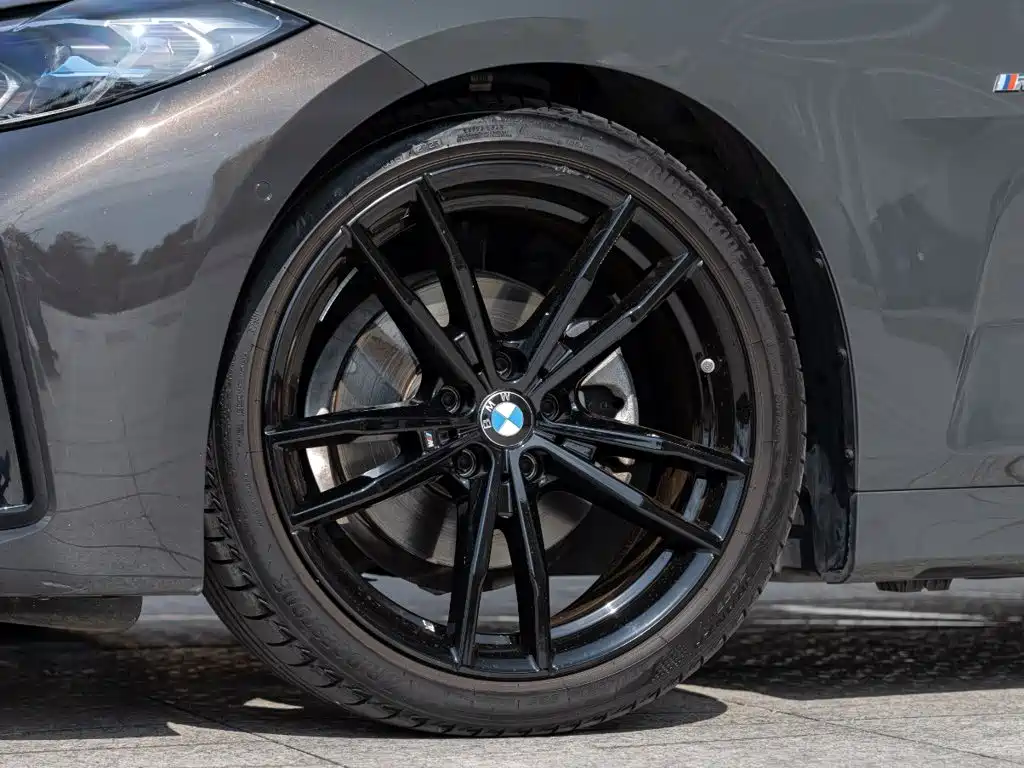 BMW 4 Series — миниатюра 8