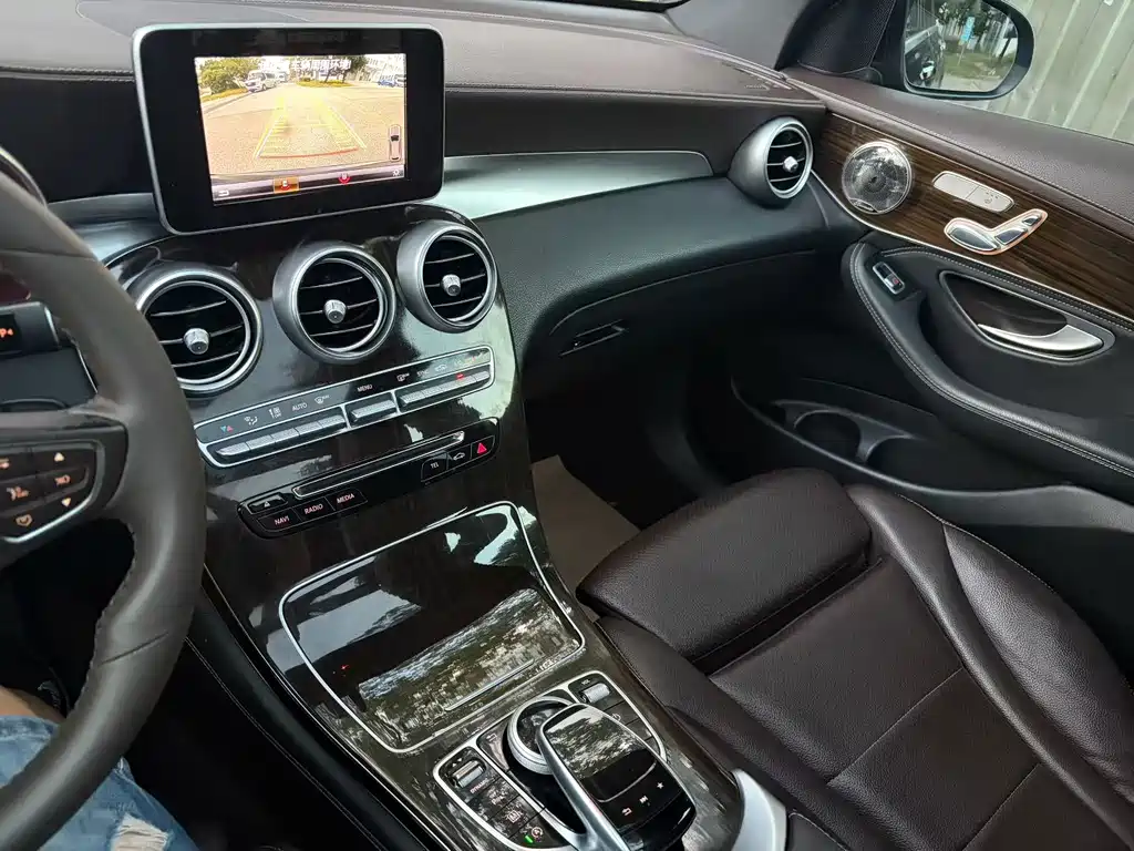 Mercedes-Benz GLC — миниатюра 4