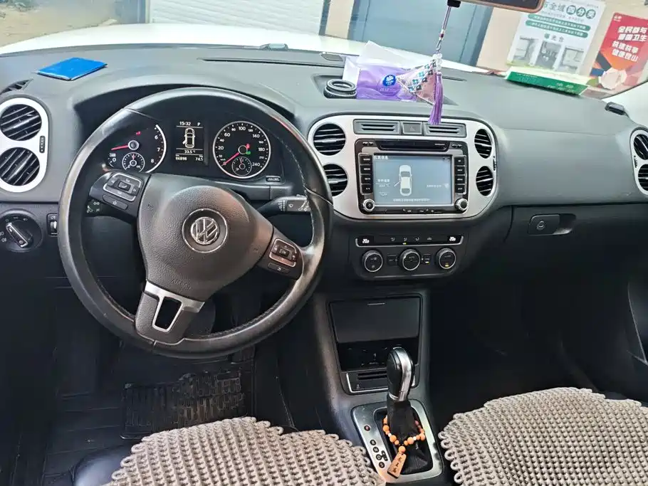 Volkswagen Tiguan — миниатюра 12