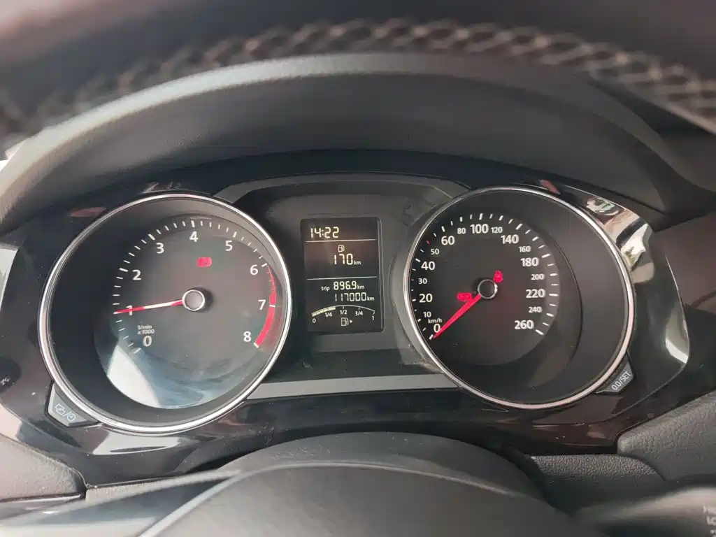 Volkswagen Sagitar — миниатюра 10