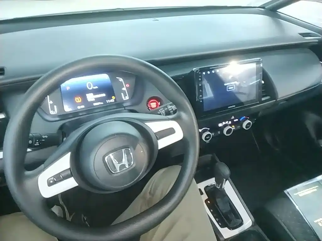 Honda Fit — миниатюра 10