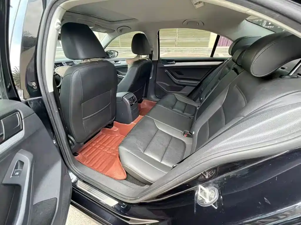 Volkswagen Sagitar — миниатюра 20