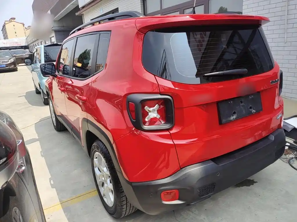 Jeep Renegade — миниатюра 5