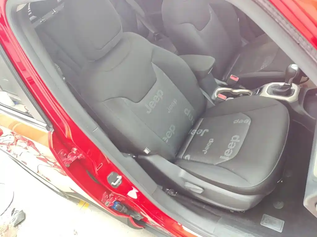 Jeep Renegade — миниатюра 25