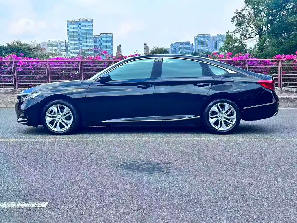 Honda Accord — миниатюра 4
