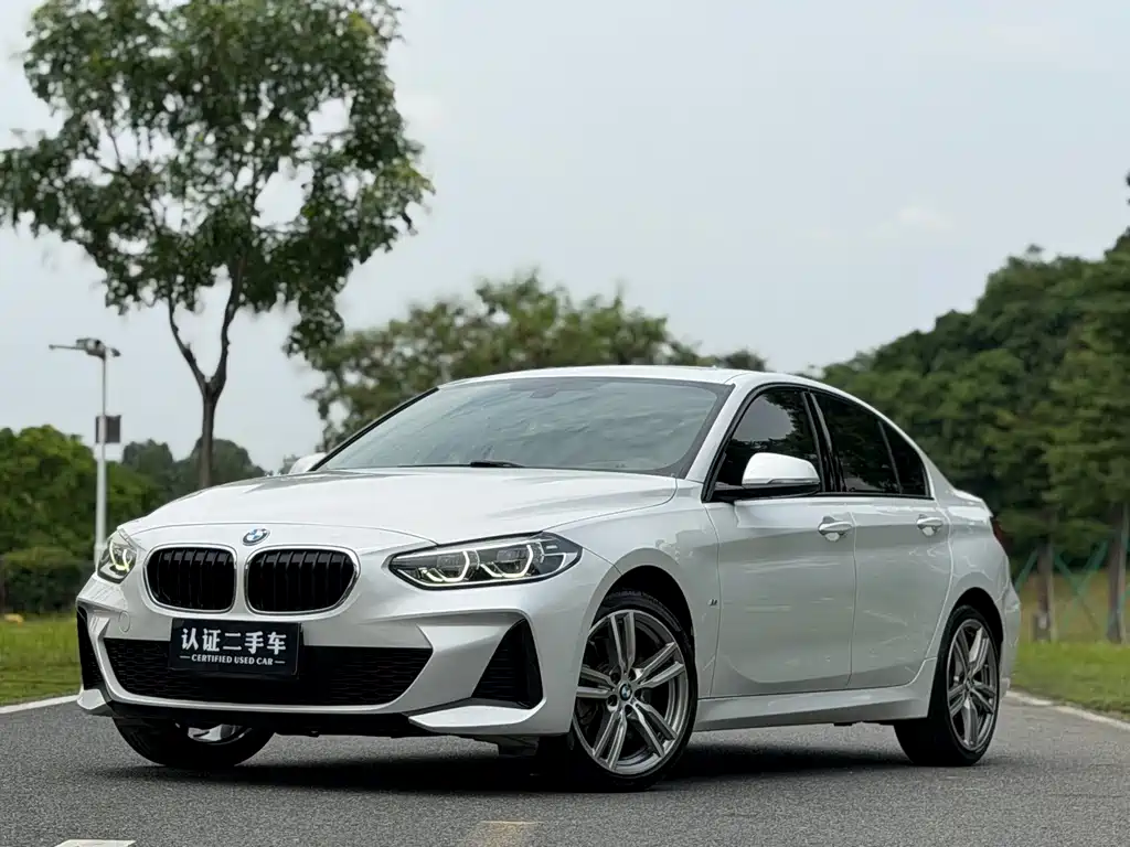 2020 BMW 1er - zdjęcie 1 z 21