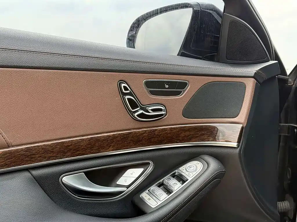 Mercedes-Benz S-Class — миниатюра 6