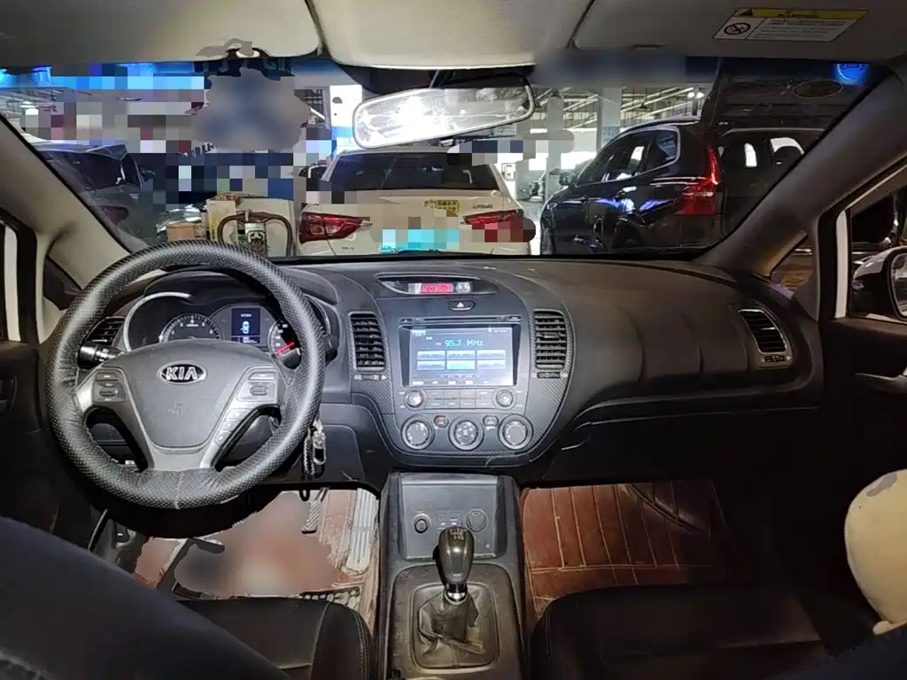 Kia K3 — миниатюра 10