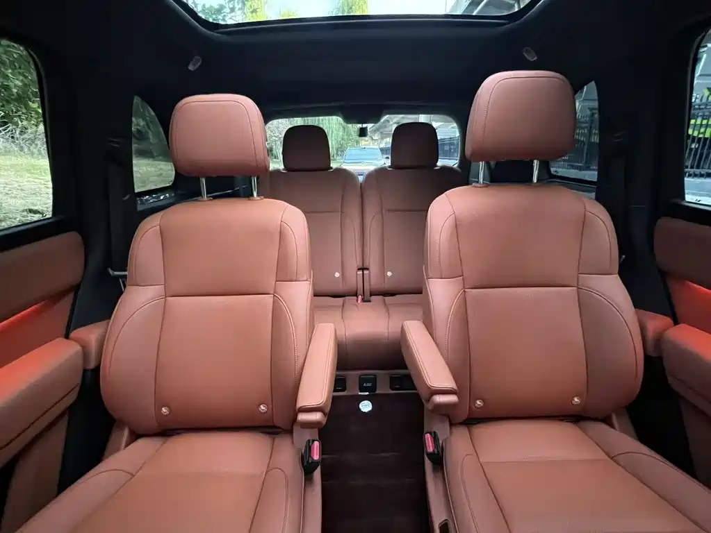 Li Auto Li L8 — миниатюра 12