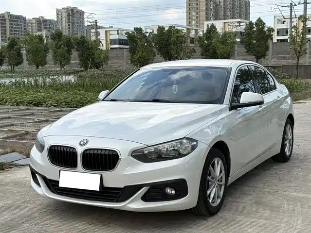 BMW 1 SERIES 2017