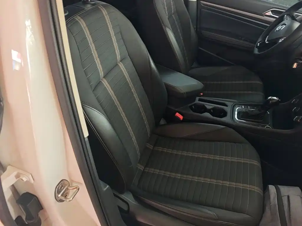 Volkswagen Lavida — миниатюра 25