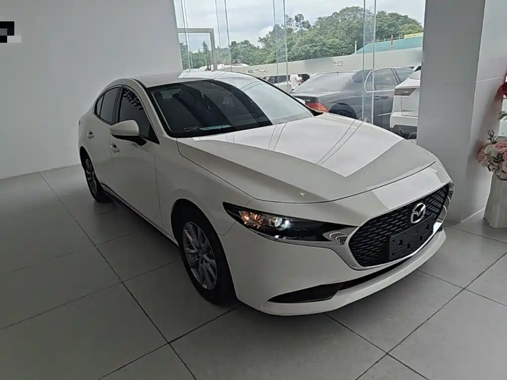 Mazda 3 Axela — миниатюра 4
