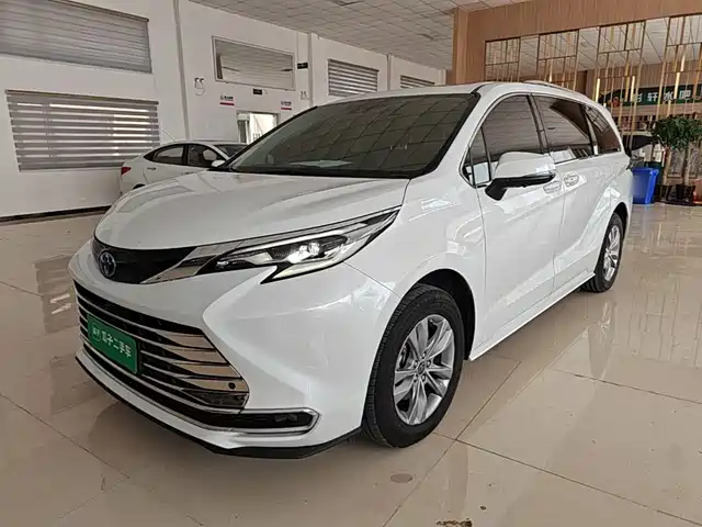 2024 Toyota Sienna