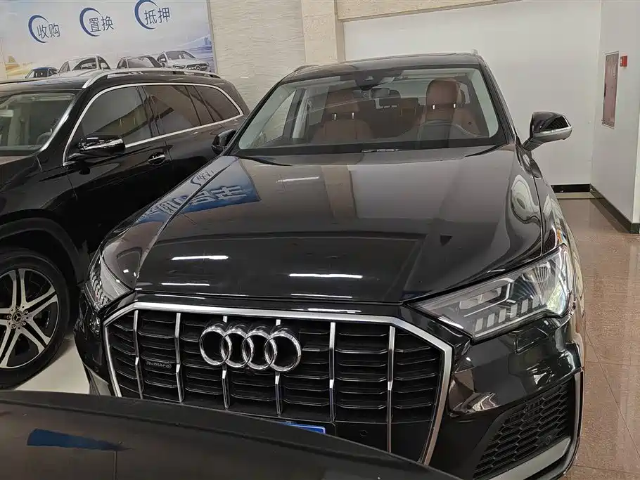 Audi Q7 2023 55 TFSI quattro S line Sport