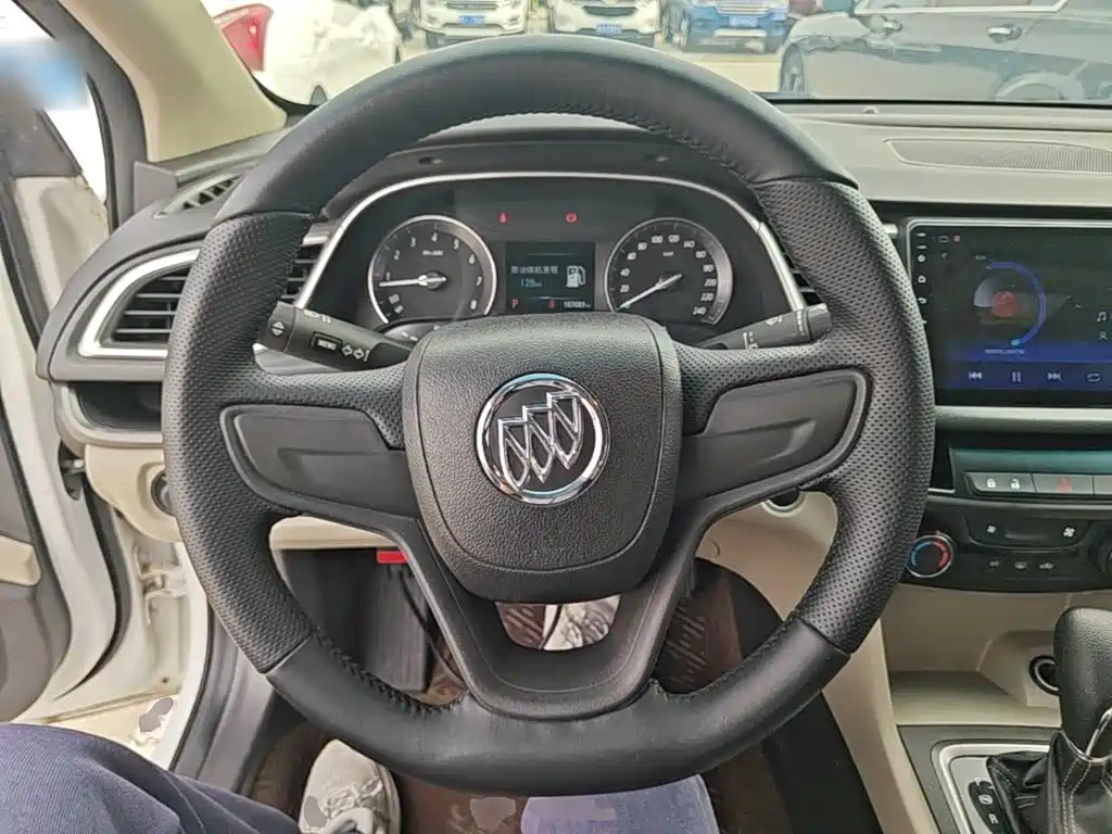 Buick Excelle — миниатюра 11