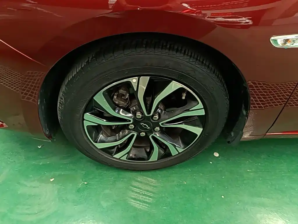 Chevrolet Monza — миниатюра 23