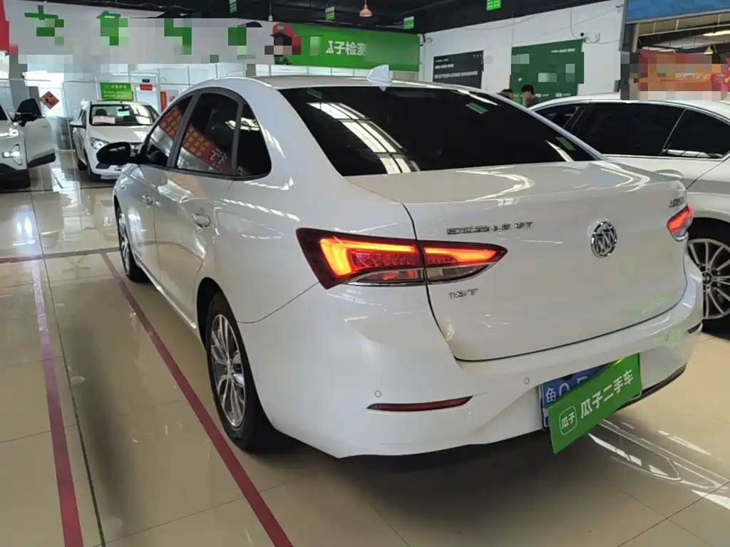 Buick Excelle — миниатюра 5