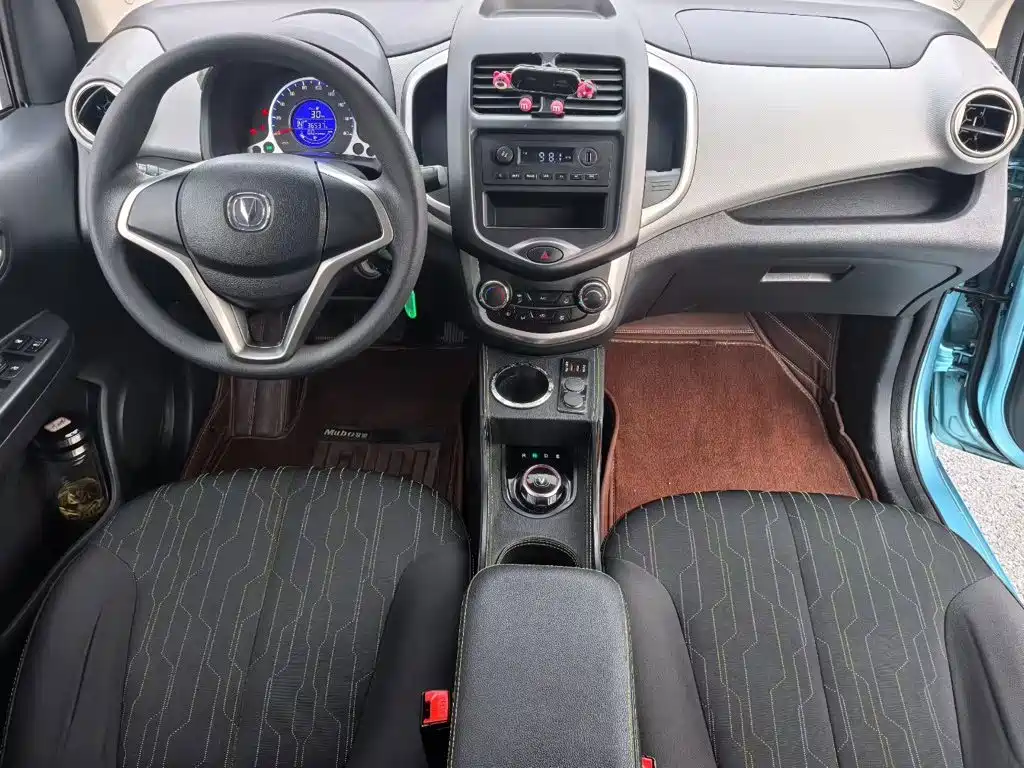 Changan Benben E-Star — миниатюра 5