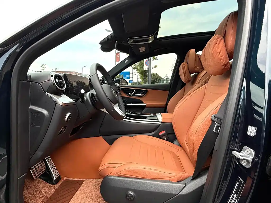 Mercedes-Benz GLC 2024 GLC 260 L 4MATIC 5 мест
