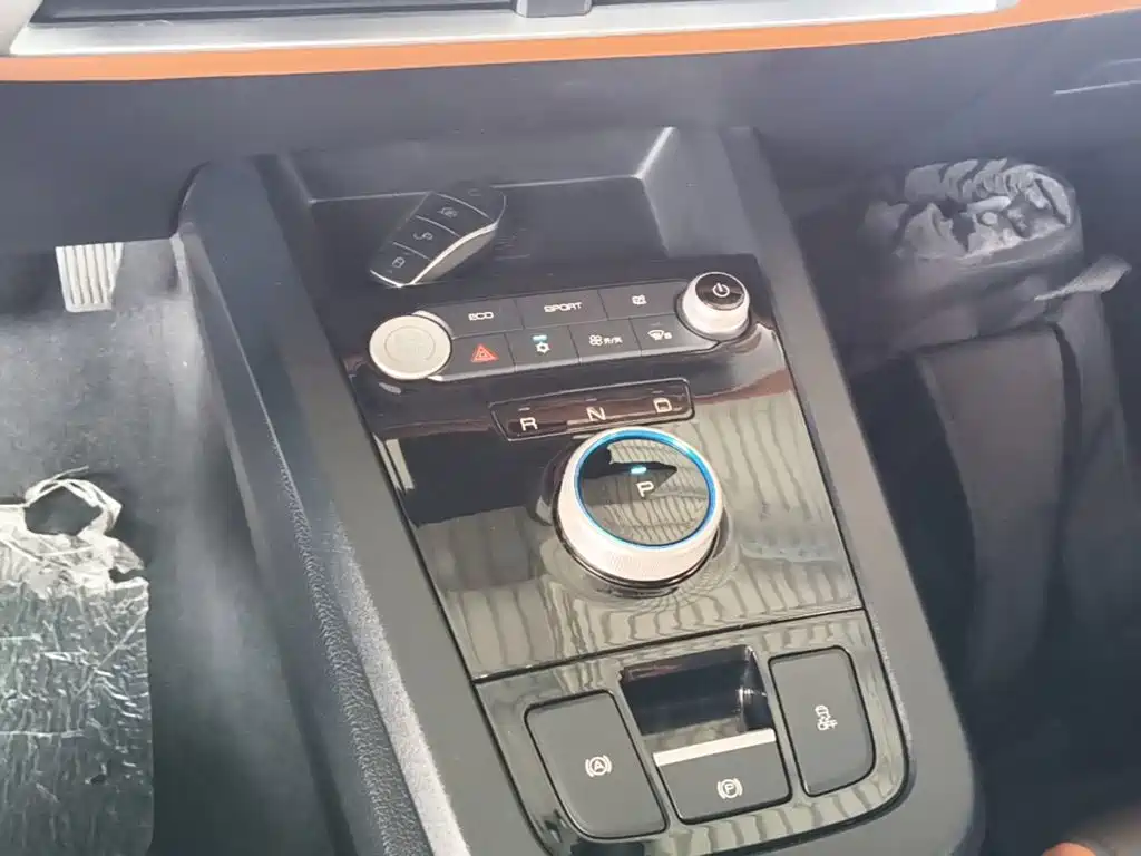 BYD e2 — миниатюра 14