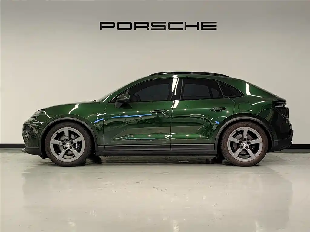 Porsche Macan EV — миниатюра 7