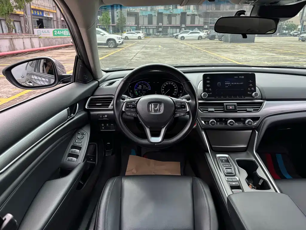 Honda Accord — миниатюра 5