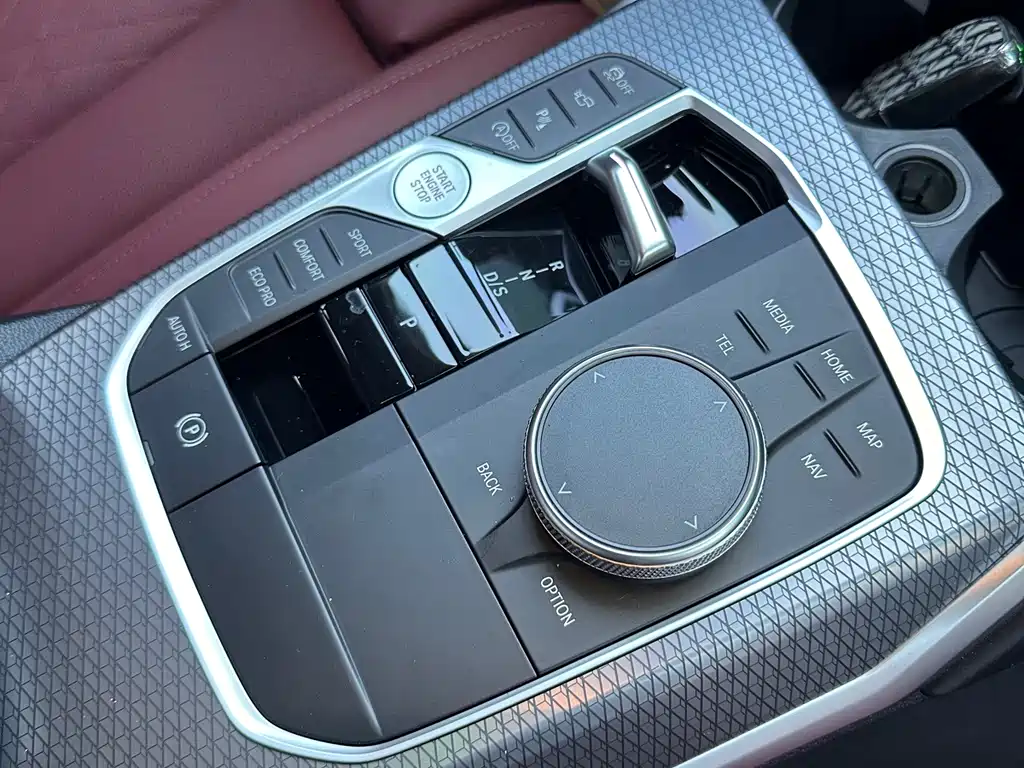 BMW 3 Series — миниатюра 10