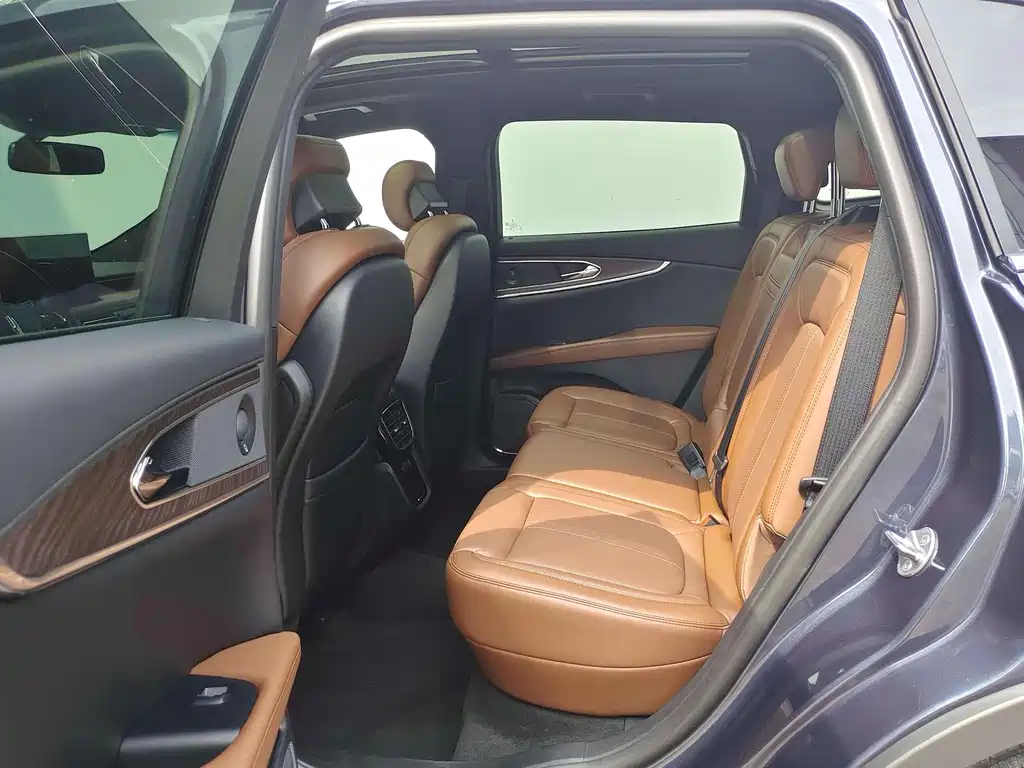 Lincoln Nautilus 2021 2.7T