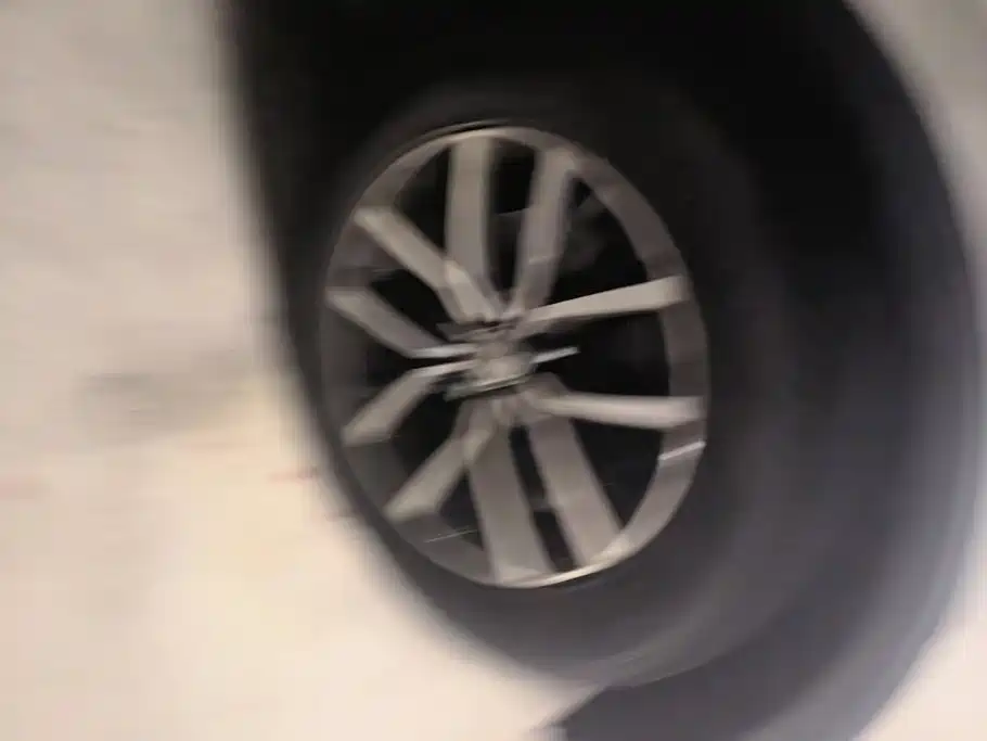 Volkswagen Tiguan L — миниатюра 6