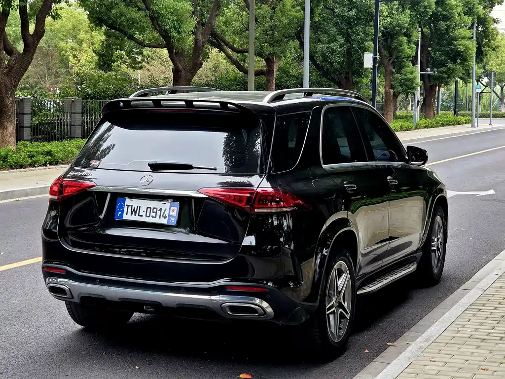 Mercedes-Benz GLE (Import) — миниатюра 13