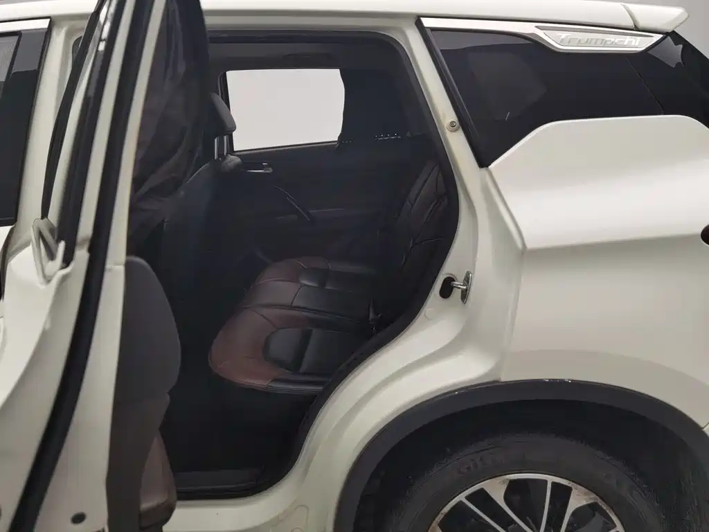 GAC Motor Trumpchi GS4 — миниатюра 15