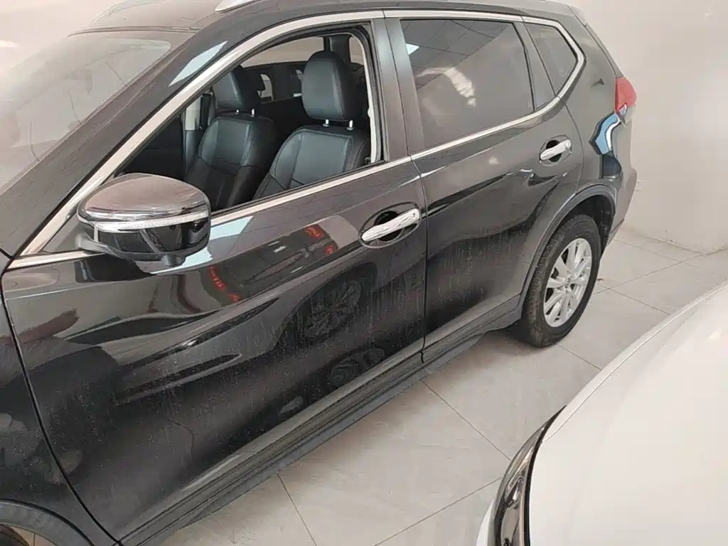 Nissan X-Trail — миниатюра 2