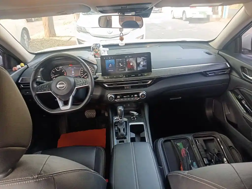 Nissan Teana — миниатюра 5