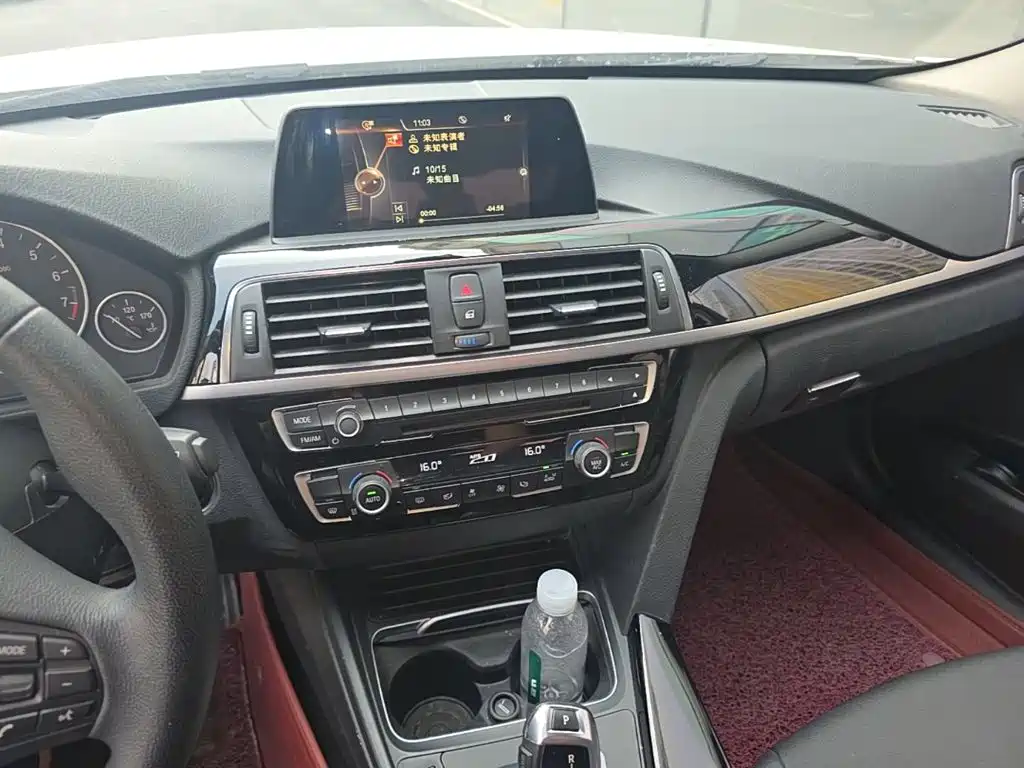 BMW 3 Series — миниатюра 13