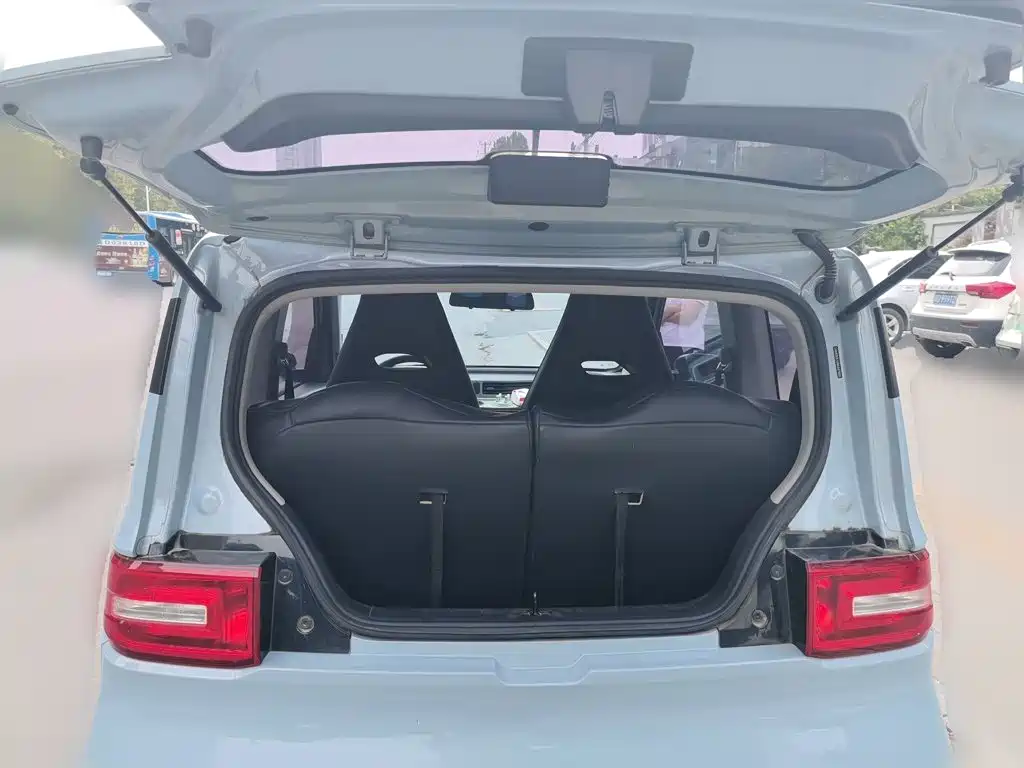 Wuling MINIEV — миниатюра 20