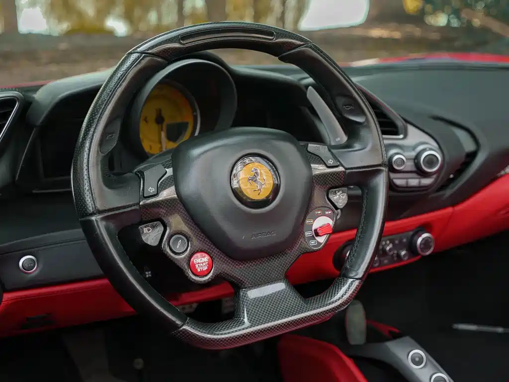 Ferrari 488 — миниатюра 10