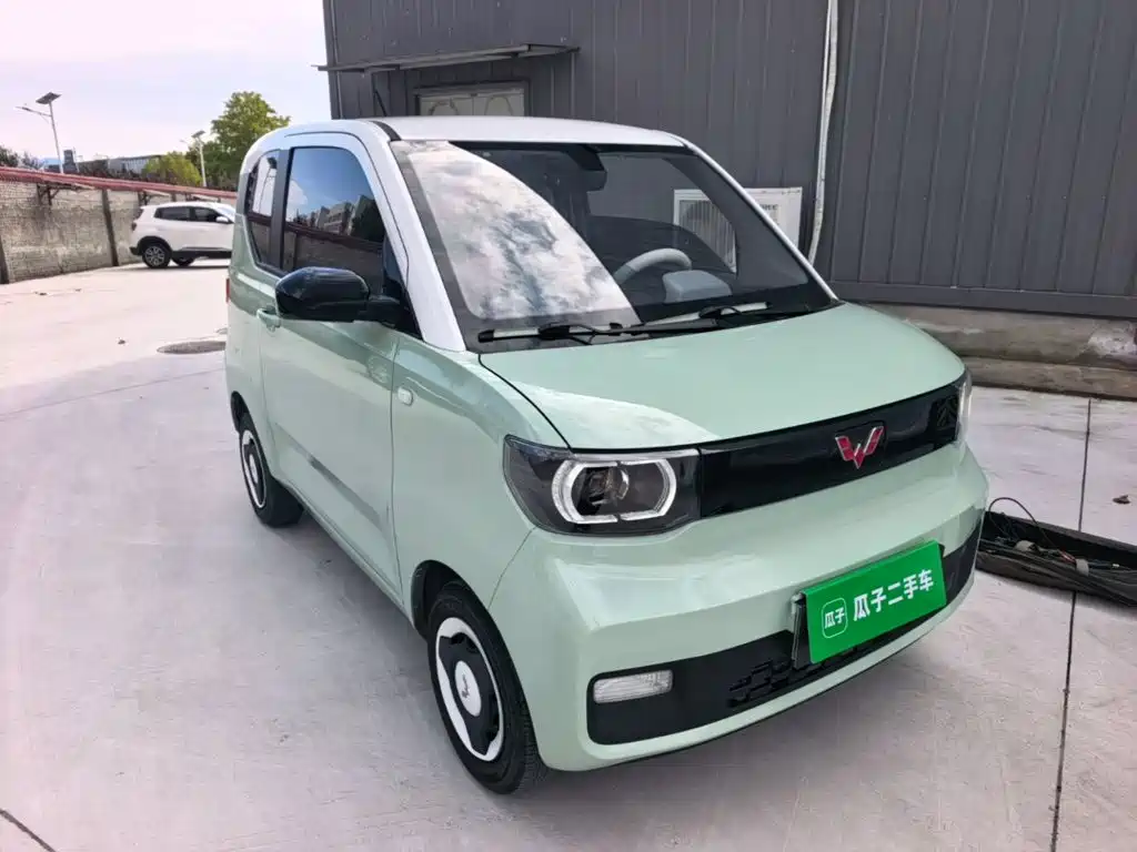 Wuling MINIEV — миниатюра 4
