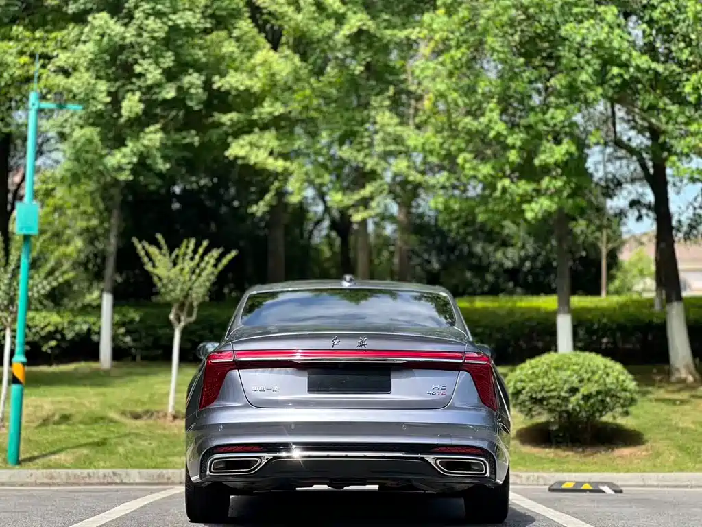 Hongqi Hongqi H5 — миниатюра 8