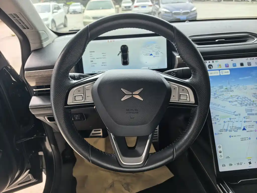 XPeng P5 — миниатюра 6