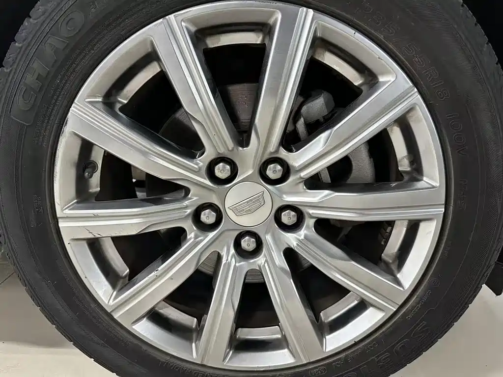 Cadillac XT4 28T 2WD Luxury Type, фото 14