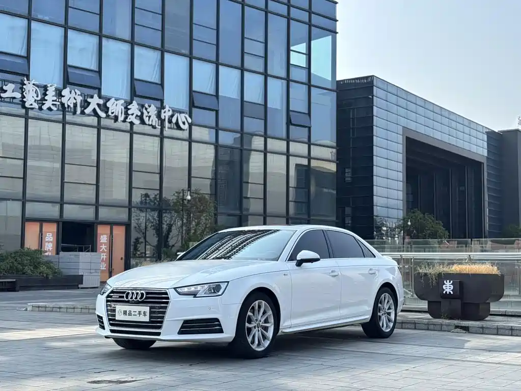 Audi A4L — миниатюра 21