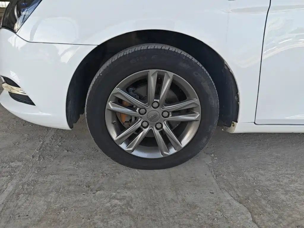 Geely Emgrand — миниатюра 23