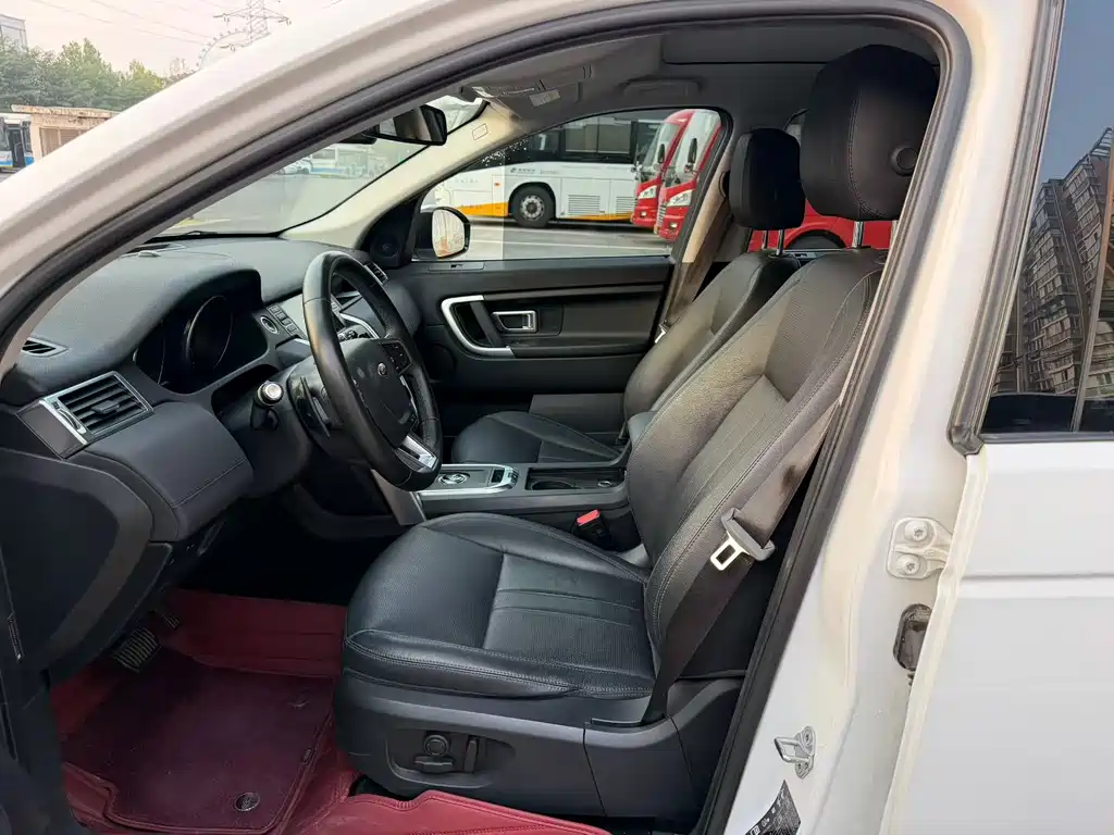 Land Rover Discovery Sport — миниатюра 4