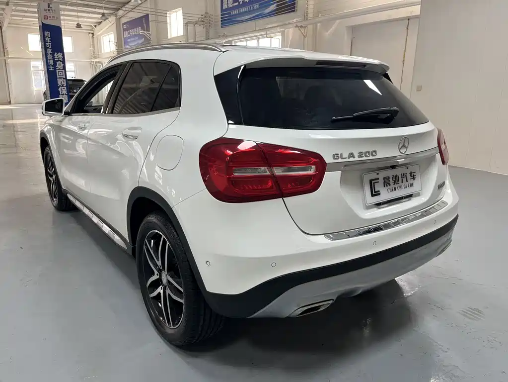 Mercedes-Benz GLA — миниатюра 6