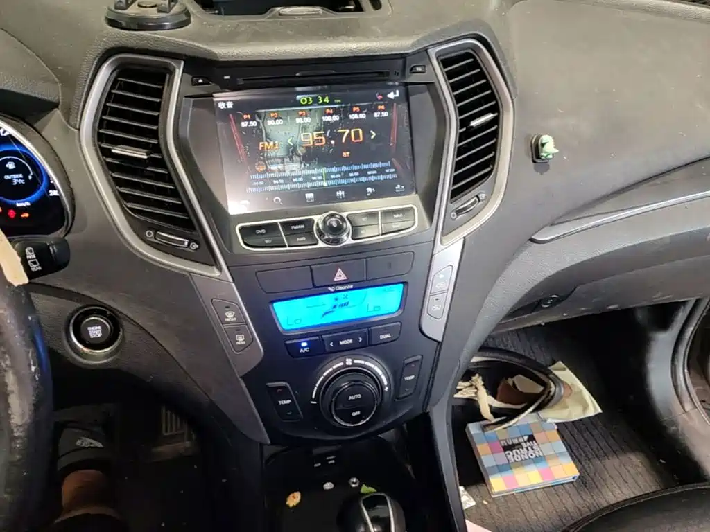Hyundai Santa Fe — миниатюра 13